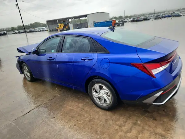 KMHLL4DG7RU777358 2024 HYUNDAI ELANTRA - Image 2