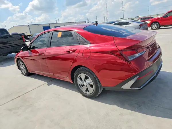 KMHLL4DG7RU787629 2024 HYUNDAI ELANTRA - Image 2