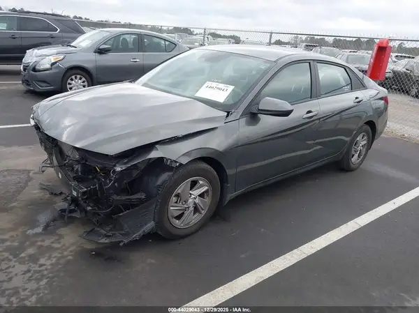 KMHLL4DG7RU798405 2024 HYUNDAI ELANTRA - Image 2