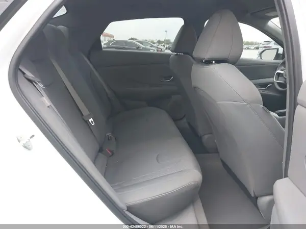 KMHLL4DG7RU821097 2024 HYUNDAI ELANTRA - Image 8