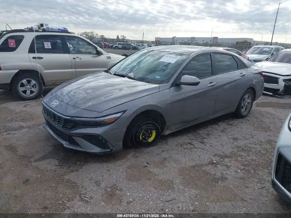 KMHLL4DG7RU823271 2024 HYUNDAI ELANTRA - Image 2