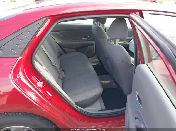 KMHLL4DG7RU824016 2024 HYUNDAI ELANTRA - Image 8