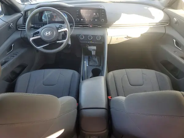 KMHLL4DG7RU834853 2024 HYUNDAI ELANTRA - Image 8