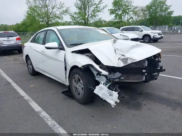 KMHLL4DG7RU841785 2024 HYUNDAI ELANTRA - Image 1