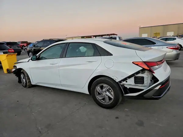 KMHLL4DG7SU074672 2025 HYUNDAI ELANTRA - Image 2