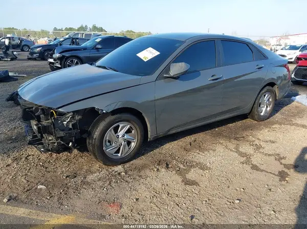 KMHLL4DG7SU076051 2025 HYUNDAI ELANTRA - Image 2