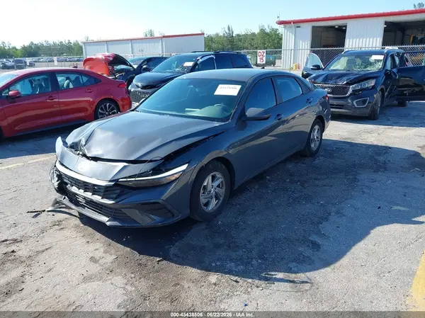 KMHLL4DG7SU882164 2025 HYUNDAI ELANTRA - Image 2