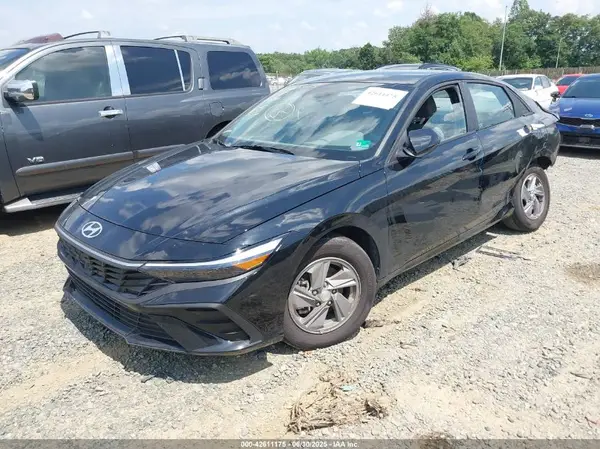 KMHLL4DG7SU886909 2025 HYUNDAI ELANTRA - Image 2