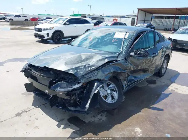 KMHLL4DG7SU941813 2025 HYUNDAI ELANTRA - Image 2