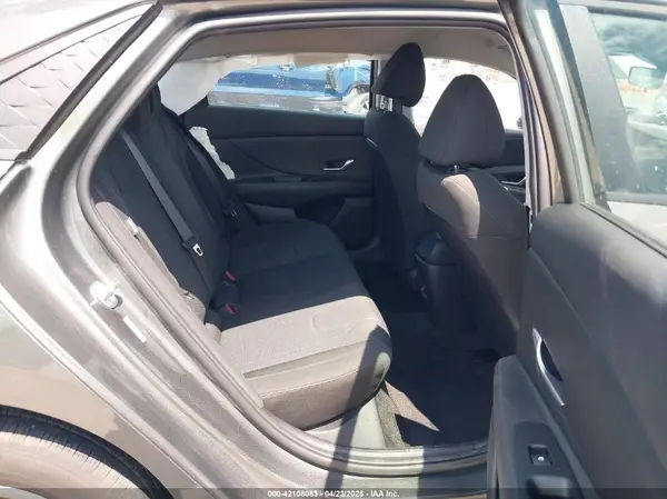 KMHLL4DG7SU941813 2025 HYUNDAI ELANTRA - Image 8
