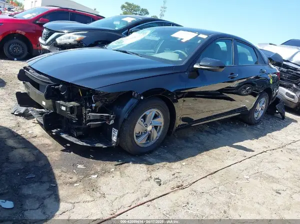 KMHLL4DG7SU942038 2025 HYUNDAI ELANTRA - Image 2