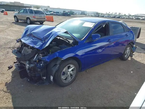 KMHLL4DG8RU708811 2024 HYUNDAI ELANTRA - Image 2