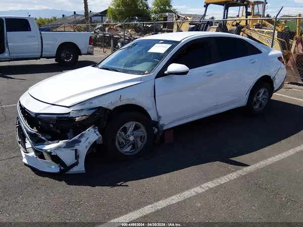 KMHLL4DG8RU767812 2024 HYUNDAI ELANTRA - Image 2
