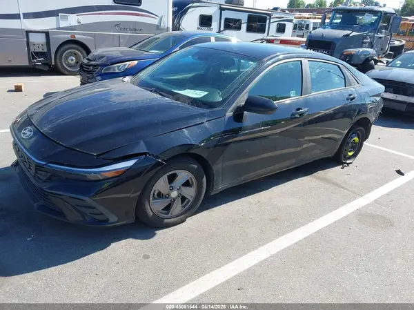 KMHLL4DG8RU769902 2024 HYUNDAI ELANTRA - Image 2