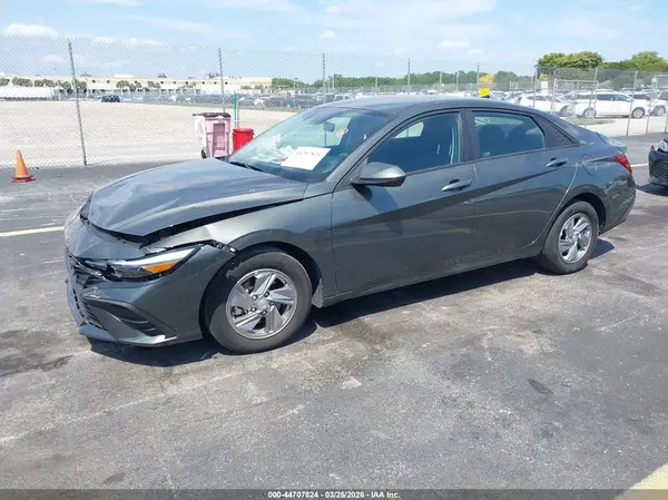 KMHLL4DG8RU801375 2024 HYUNDAI ELANTRA - Image 2