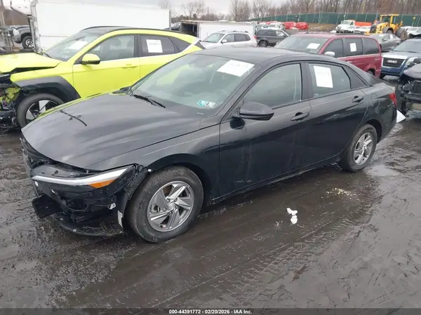KMHLL4DG8RU816703 2024 HYUNDAI ELANTRA - Image 2