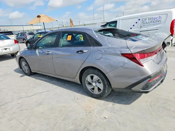KMHLL4DG8RU823277 2024 HYUNDAI ELANTRA - Image 2