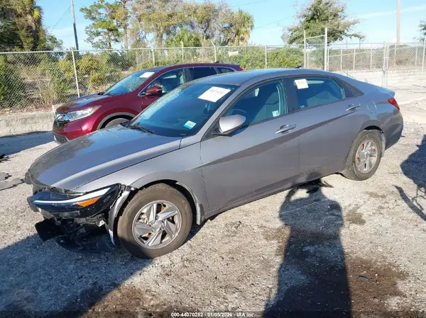 KMHLL4DG8RU840483 2024 HYUNDAI ELANTRA - Image 2