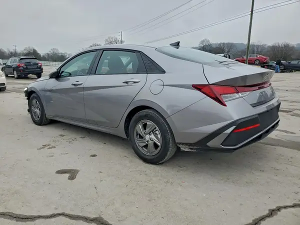 KMHLL4DG8SU052972 2025 HYUNDAI ELANTRA - Image 2