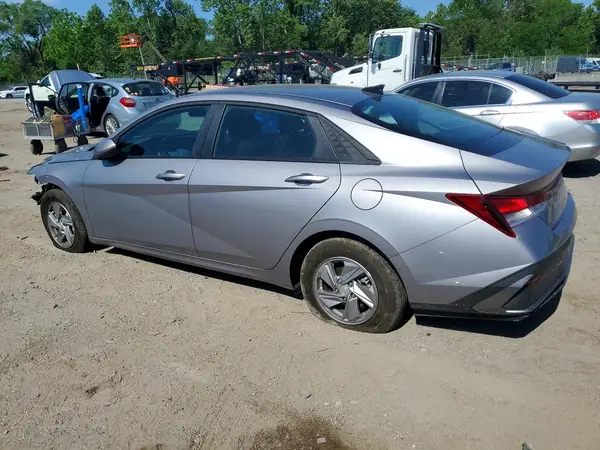 KMHLL4DG8SU071425 2025 HYUNDAI ELANTRA - Image 2