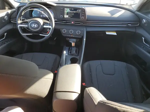 KMHLL4DG8SU864613 2025 HYUNDAI ELANTRA - Image 8