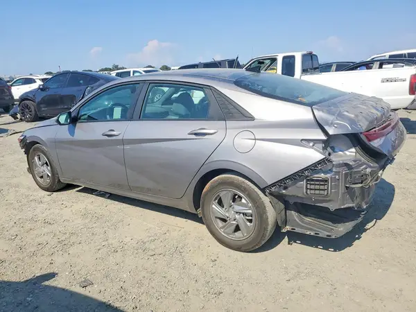 KMHLL4DG8SU871061 2025 HYUNDAI ELANTRA - Image 2