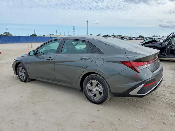 KMHLL4DG8SU894419 2025 HYUNDAI ELANTRA - Image 2