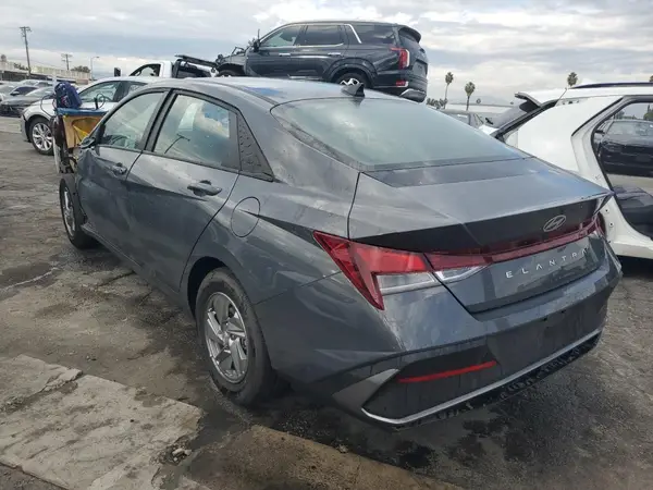 KMHLL4DG8SU912966 2025 HYUNDAI ELANTRA - Image 2
