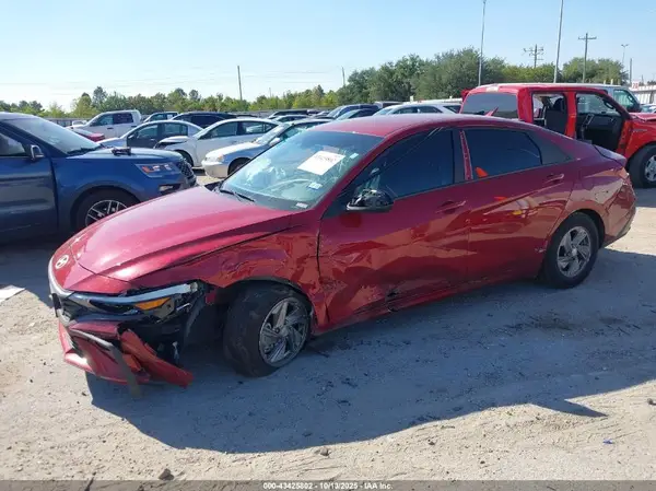 KMHLL4DG8SU916919 2025 HYUNDAI ELANTRA - Image 2