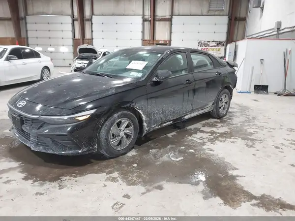 KMHLL4DG8SU930397 2025 HYUNDAI ELANTRA - Image 2