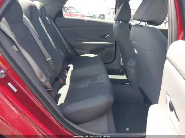 KMHLL4DG8SU942873 2025 HYUNDAI ELANTRA - Image 8