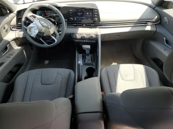 KMHLL4DG9RU716481 2024 HYUNDAI ELANTRA - Image 8