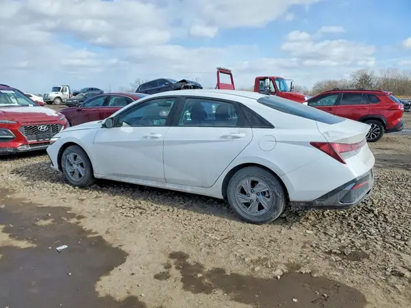 KMHLL4DG9RU761775 2024 HYUNDAI ELANTRA - Image 2