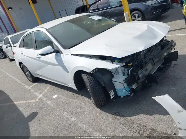 KMHLL4DG9RU777300 2024 HYUNDAI ELANTRA - Image 1