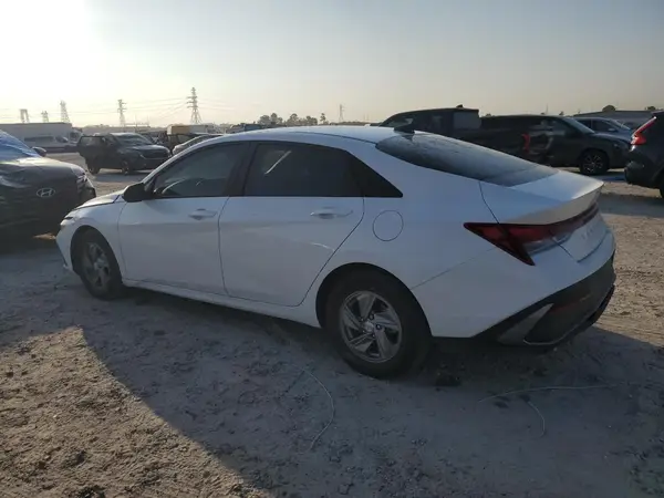 KMHLL4DG9RU821280 2024 HYUNDAI ELANTRA - Image 2