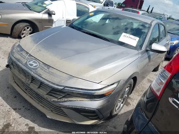 KMHLL4DG9RU851752 2024 HYUNDAI ELANTRA - Image 2