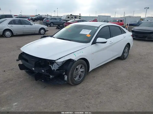 KMHLL4DG9SU042015 2025 HYUNDAI ELANTRA - Image 2