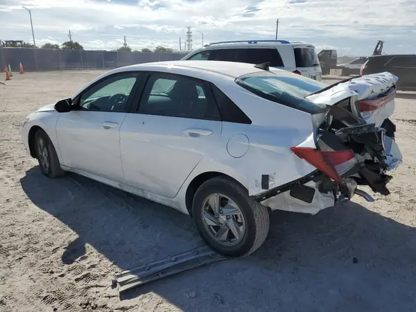 KMHLL4DG9SU052835 2025 HYUNDAI ELANTRA - Image 2