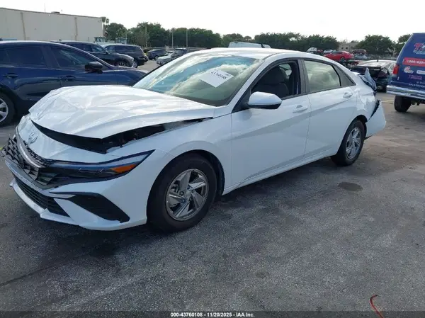 KMHLL4DG9SU076990 2025 HYUNDAI ELANTRA - Image 2