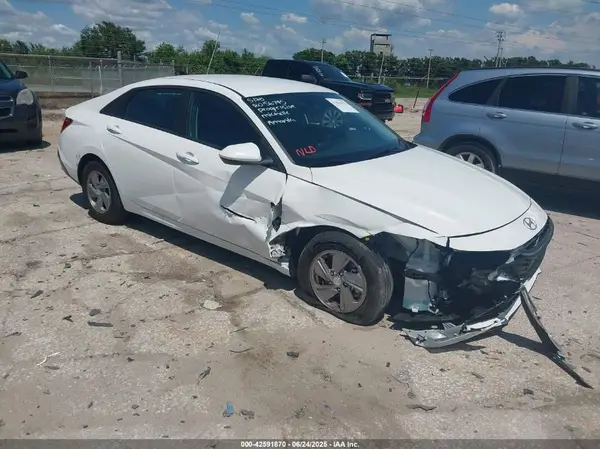 KMHLL4DG9SU861154 2025 HYUNDAI ELANTRA - Image 1