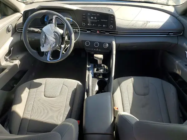 KMHLL4DG9SU887592 2025 HYUNDAI ELANTRA - Image 8