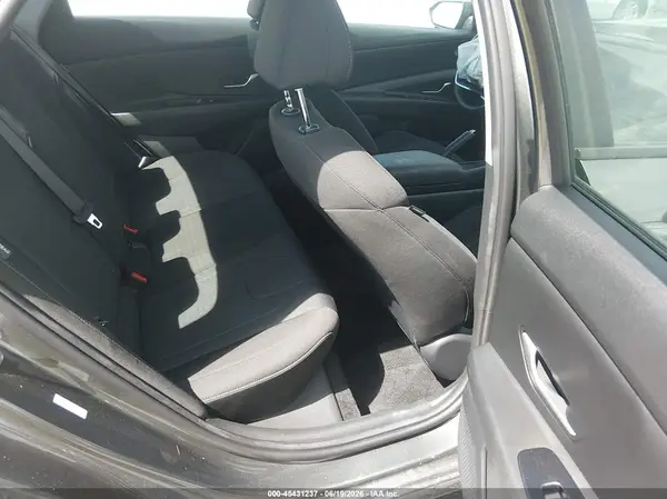 KMHLL4DG9TU169686 2026 HYUNDAI ELANTRA - Image 8
