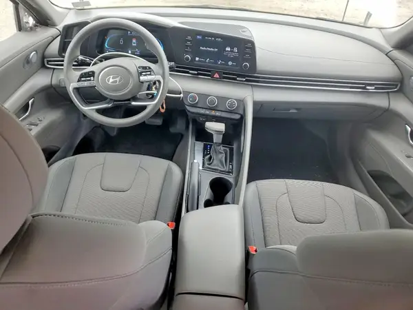 KMHLL4DGXRU678369 2024 HYUNDAI ELANTRA - Image 8