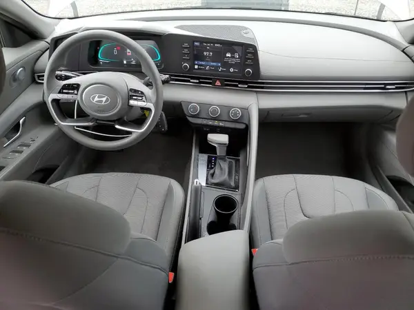 KMHLL4DGXRU712567 2024 HYUNDAI ELANTRA - Image 8