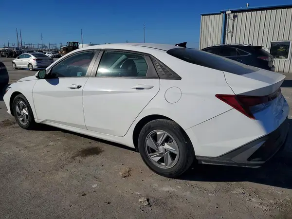 KMHLL4DGXRU732849 2024 HYUNDAI ELANTRA - Image 2