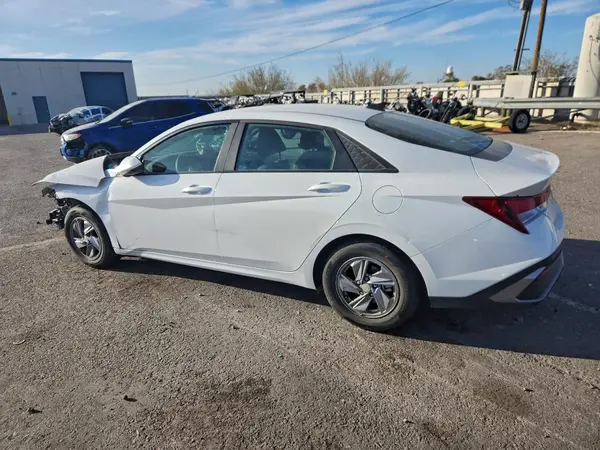 KMHLL4DGXRU732964 2024 HYUNDAI ELANTRA - Image 2