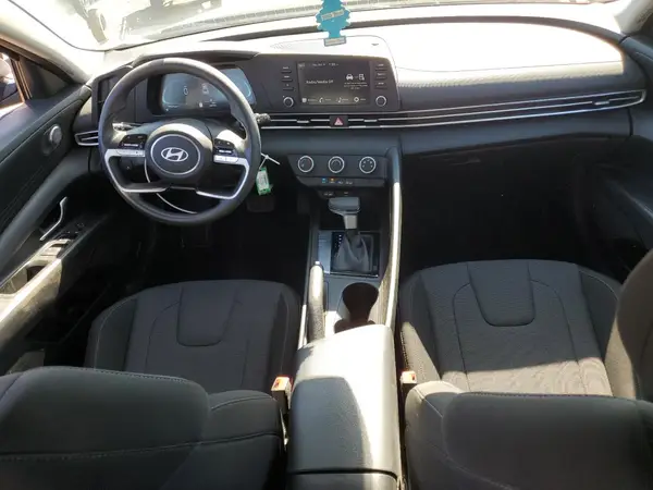 KMHLL4DGXRU742765 2024 HYUNDAI ELANTRA - Image 8