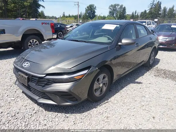 KMHLL4DGXRU768993 2024 HYUNDAI ELANTRA - Image 2