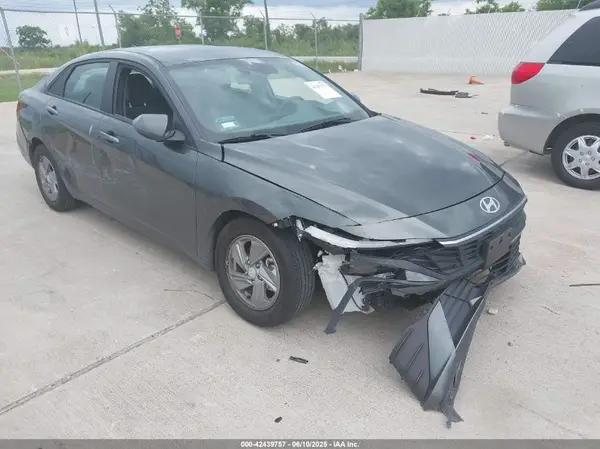 KMHLL4DGXRU796969 2024 HYUNDAI ELANTRA - Image 1