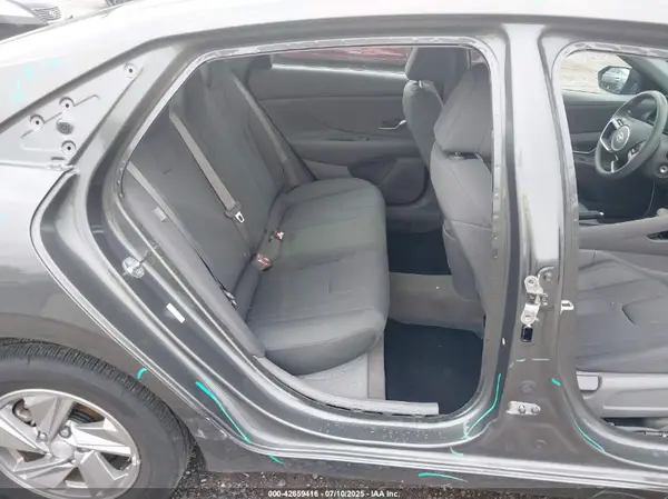 KMHLL4DGXRU817934 2024 HYUNDAI ELANTRA - Image 8